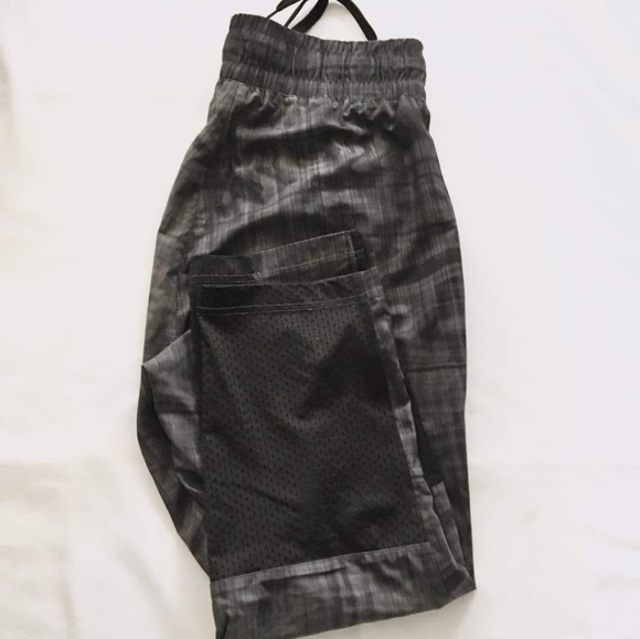 Ladies Kyodan XS yoga pant. - Picture 2 of 3